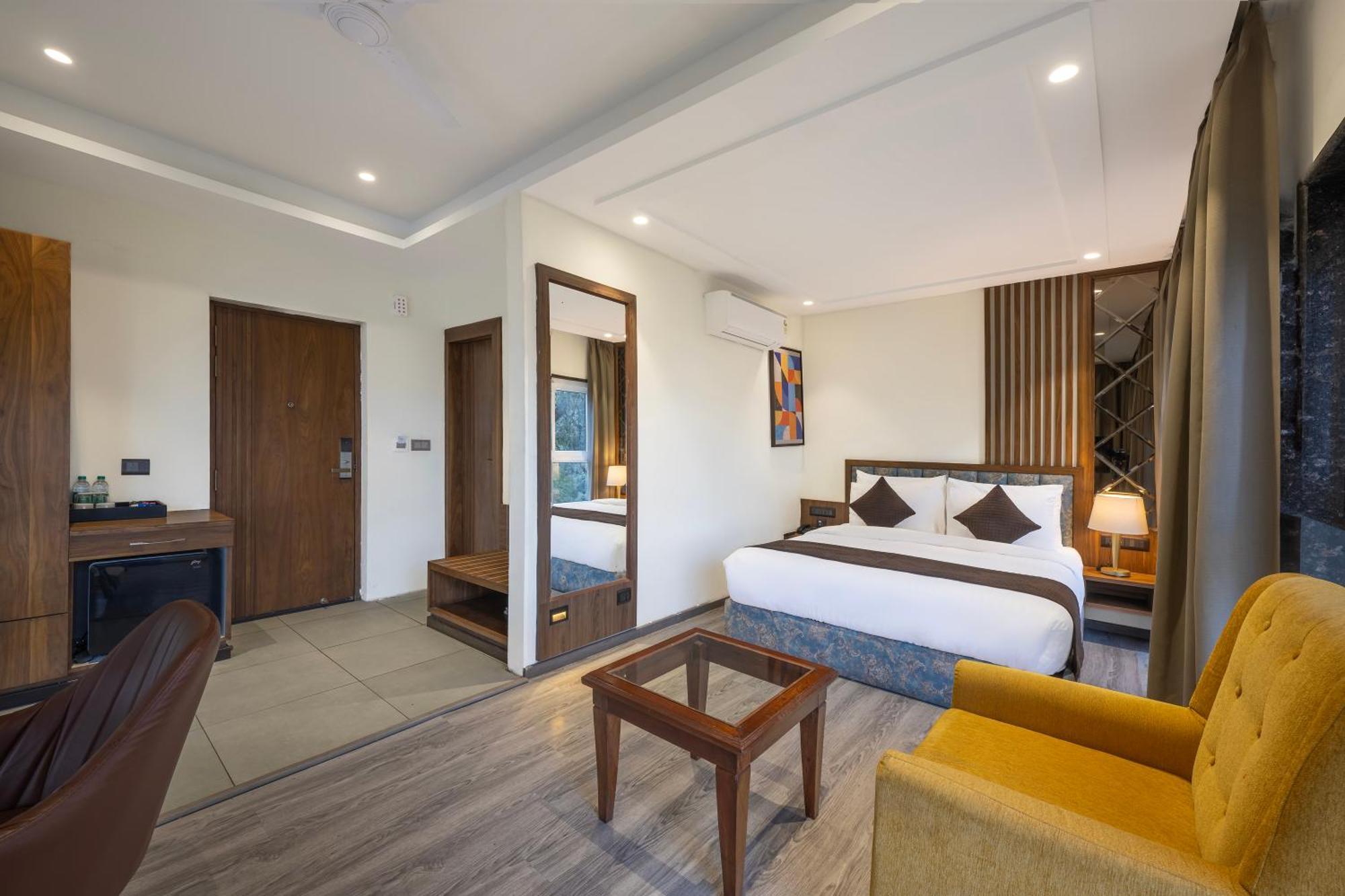 Echor Baris Resort Mussoorie Exteriör bild