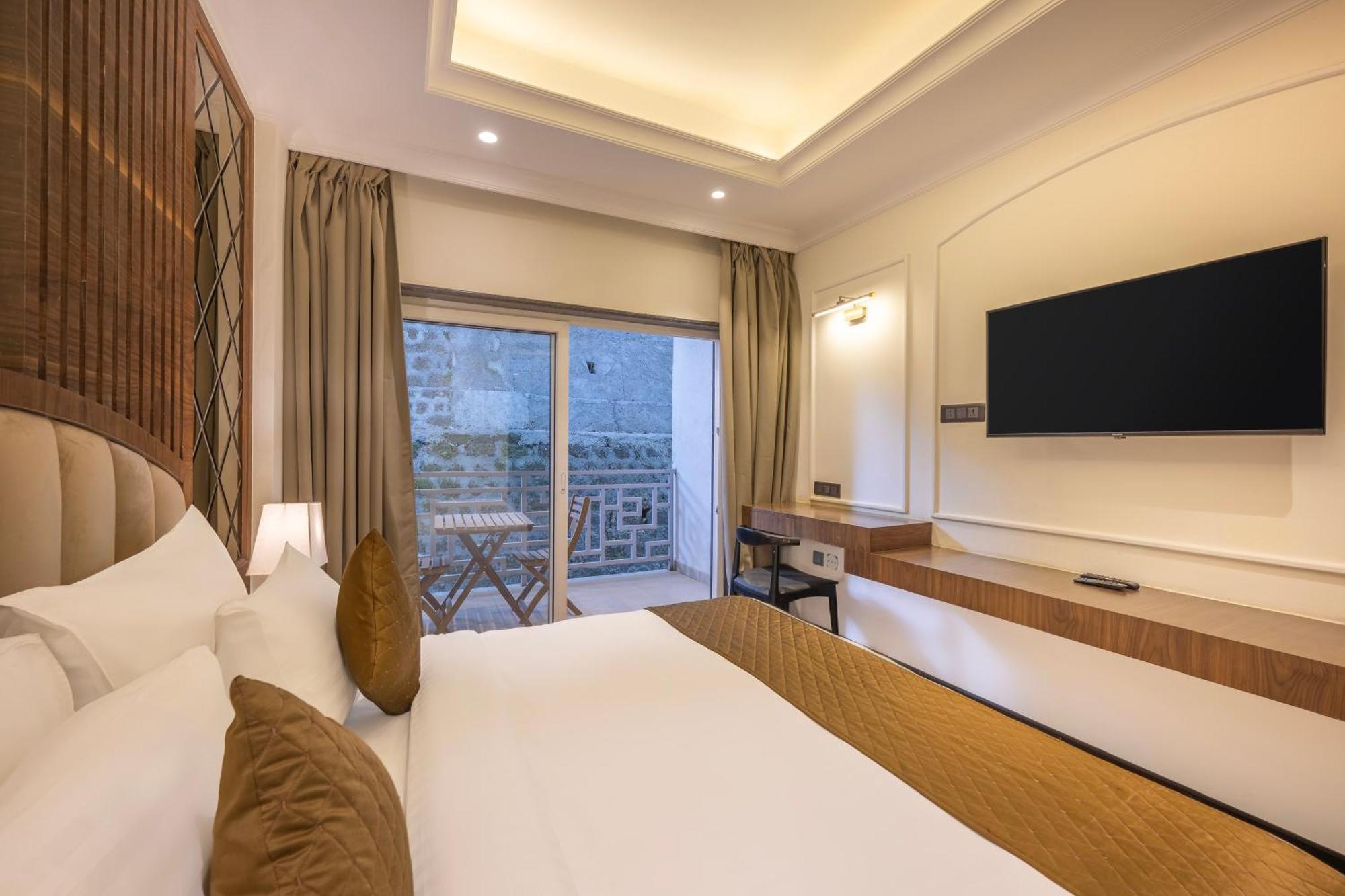 Echor Baris Resort Mussoorie Exteriör bild